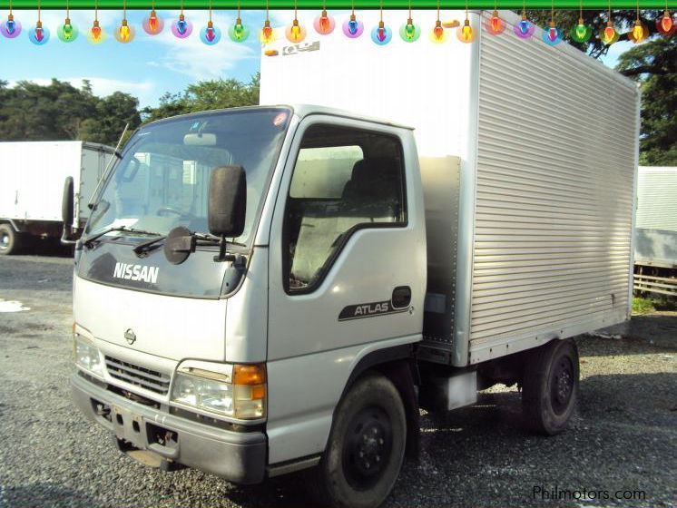 Isuzu Elf Aluminum Closed Van in Philippines