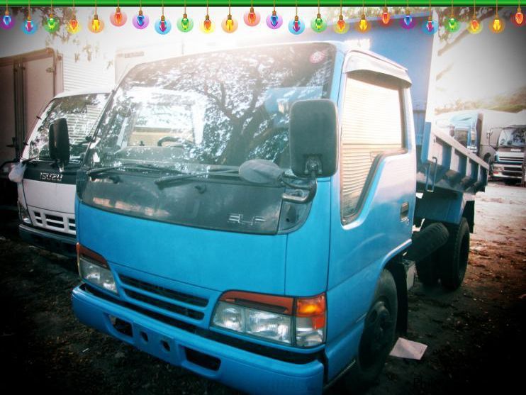 Isuzu Elf Mini Dump Truck in Philippines