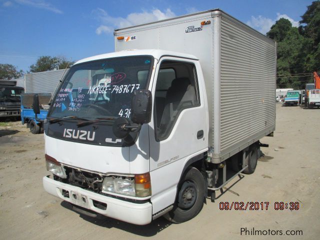 Isuzu GIGA Closed Van in Philippines