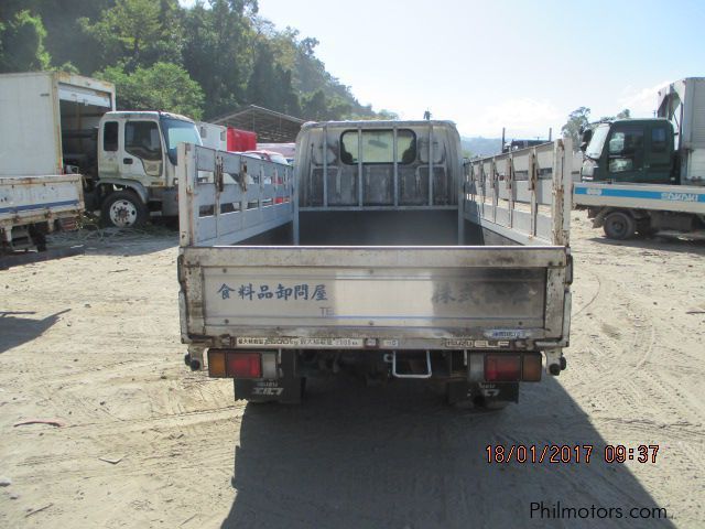 Isuzu GIGA NKR Dropside in Philippines