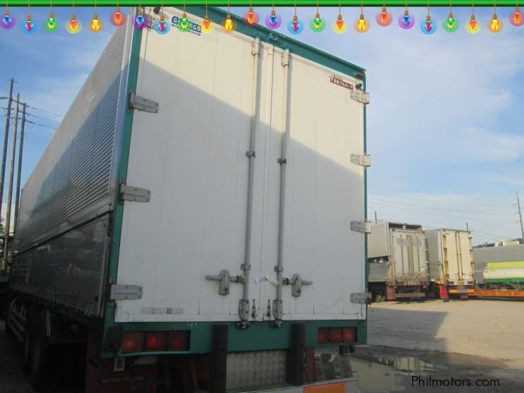 Isuzu Gigamax Wing Van in Philippines