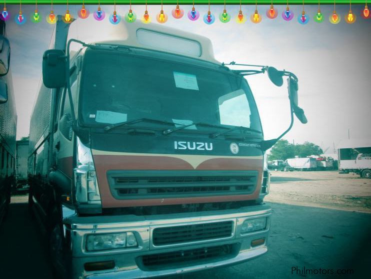 Isuzu Gigamax Wing Van in Philippines