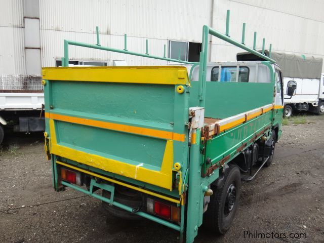 Isuzu Isuzu ELF GIGA NKR NPR 4HF1 engine Single Tire High Deck with Power Gate in Philippines