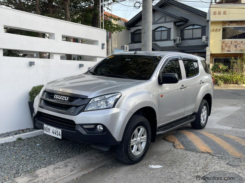 Isuzu MU-x 4x2 in Philippines