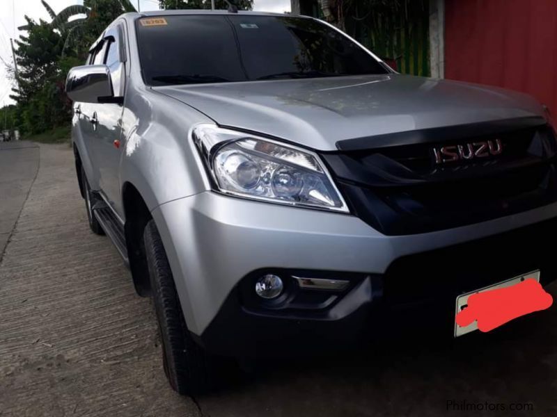 Isuzu Mux in Philippines