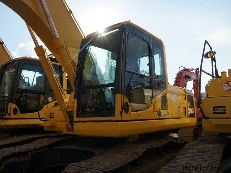 KOMATSU PC200-8 in Philippines