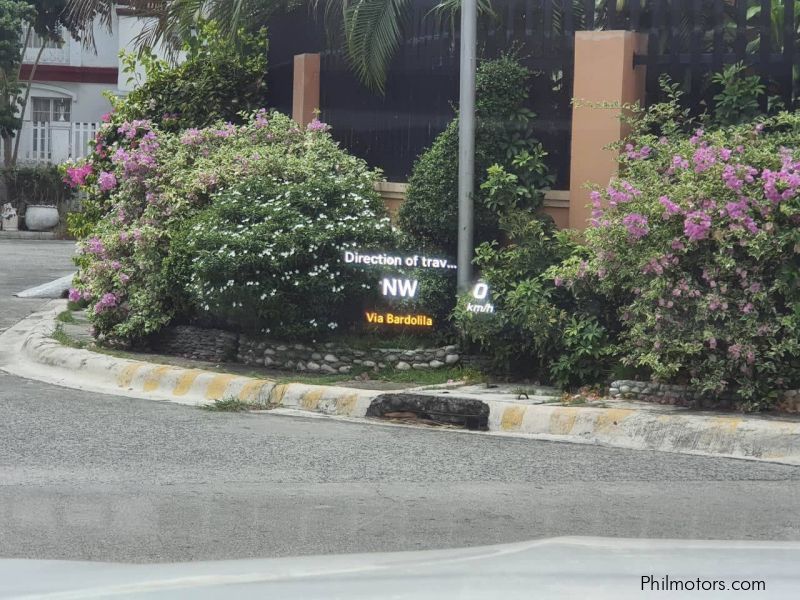 Mercedes-Benz gl in Philippines