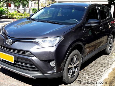 Toyota  Rav 4 4X2 Active Automatic in Philippines