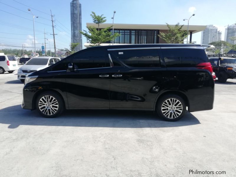 Toyota Alphard in Philippines