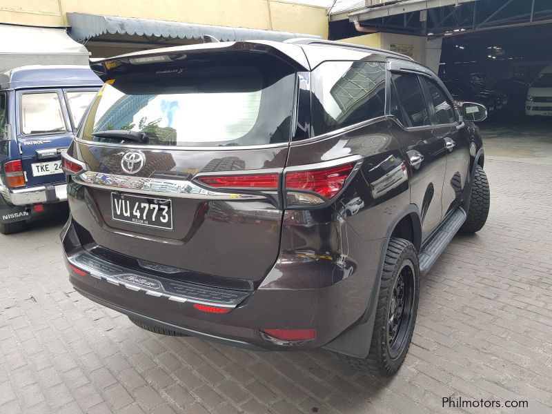 Toyota Fortuner V 4x2 in Philippines