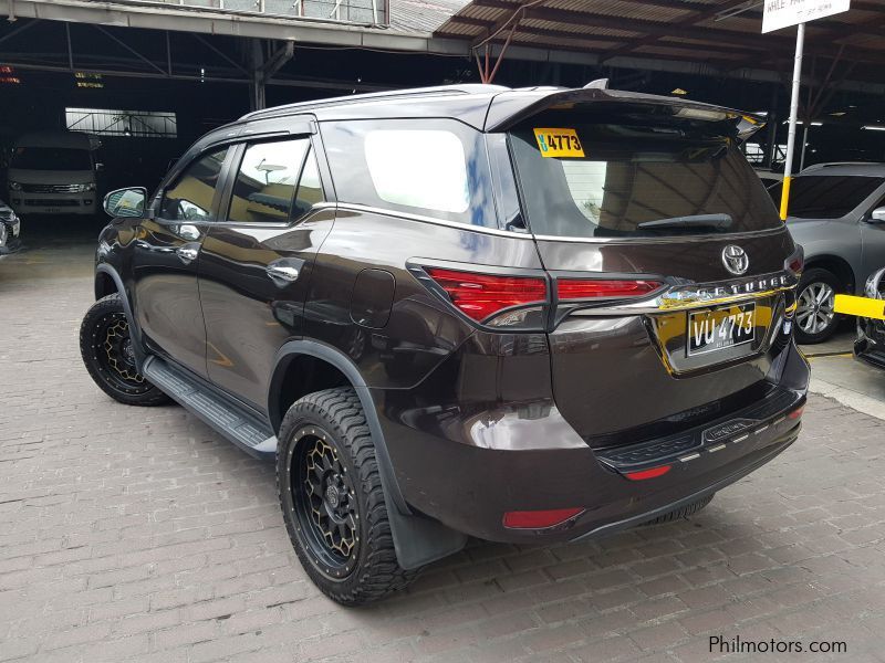 Toyota Fortuner V 4x2 in Philippines