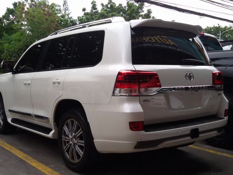 Toyota Land Cruiser GXR in Philippines