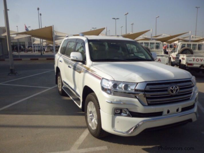 Toyota Land Cruiser LC200 in Philippines