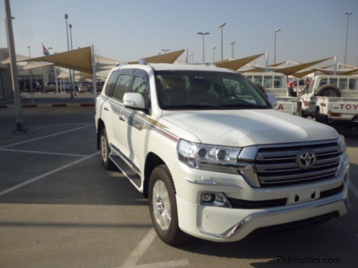 Toyota Land Cruiser LC200 in Philippines