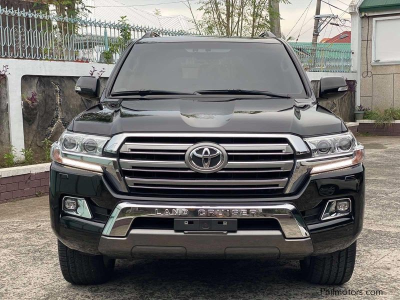 Toyota Land Cruiser VX Premium in Philippines