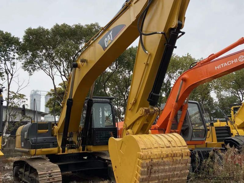 caterpillar 330DL in Philippines