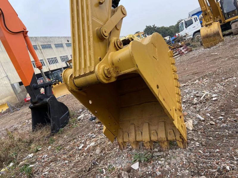 caterpillar 330DL in Philippines