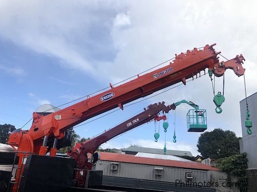 Daewoo 15 tons boom truck - like new in Philippines