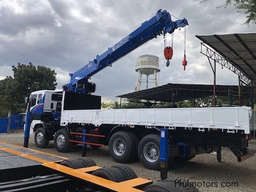 Daewoo 15 tons cargo crane boom truck in Philippines