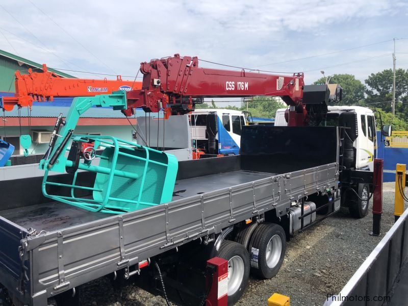 Daewoo Boom Truck in Philippines