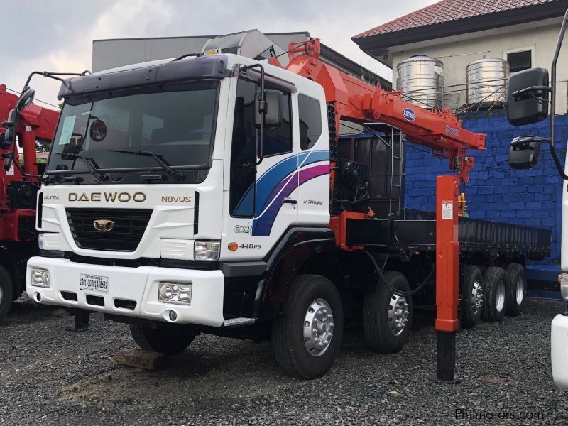 Daewoo Boom truck in Philippines