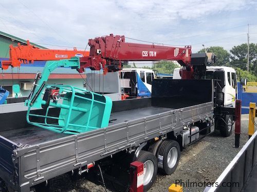 Daewoo Boom truck in Philippines