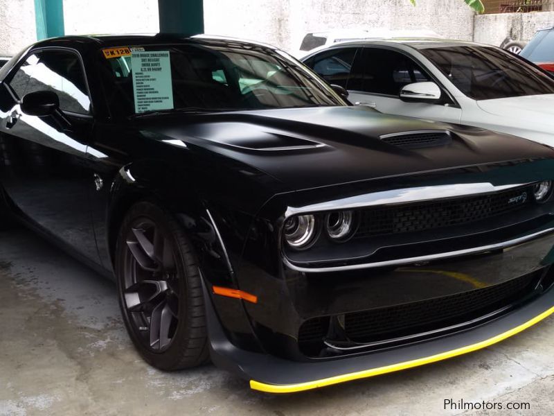 Dodge Challenger SRT Hellcat (Wide body) in Philippines