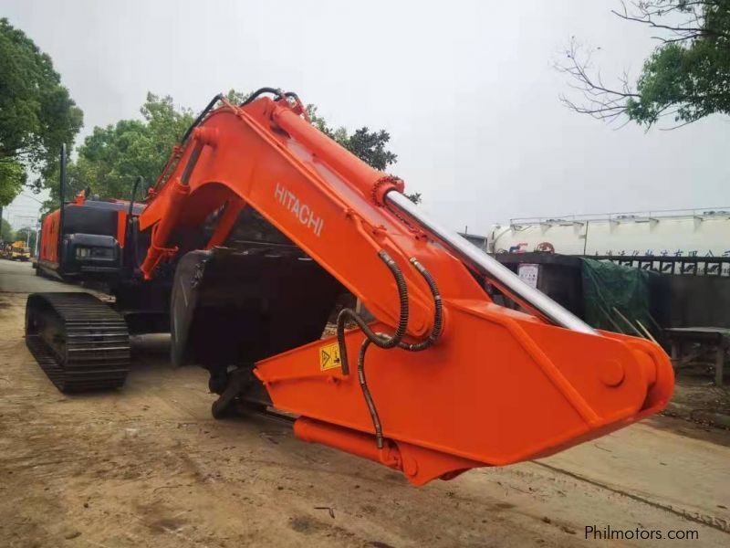 HITACHI ZX240 in Philippines