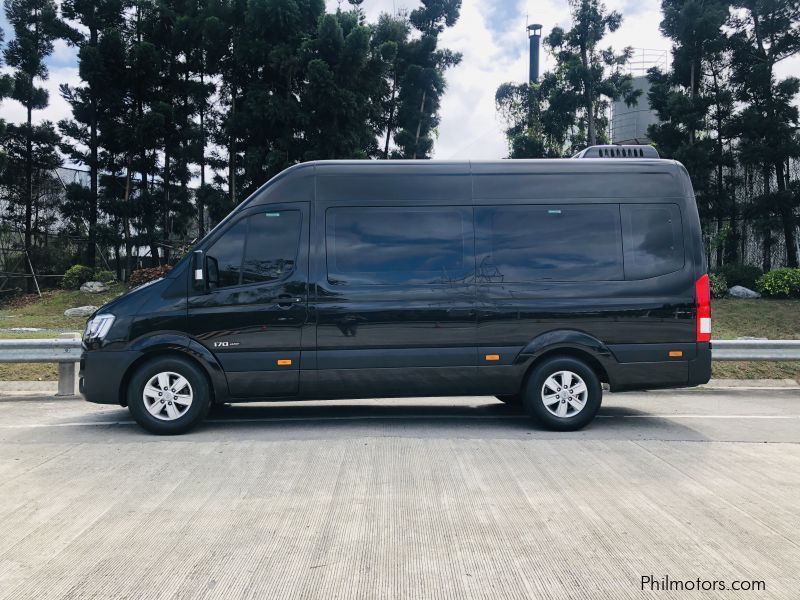 Hyundai H350 DLX 2.5l 14 seaters  in Philippines