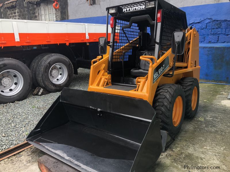 Hyundai Skid-Steer Loader HL600S/ Mini Pay Loader in Philippines