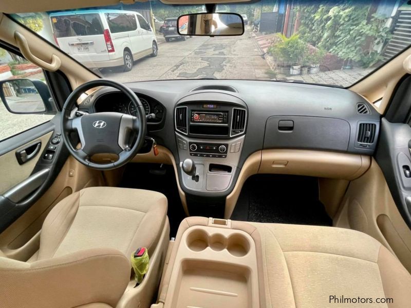 Hyundai Starex GLS Swivel in Philippines