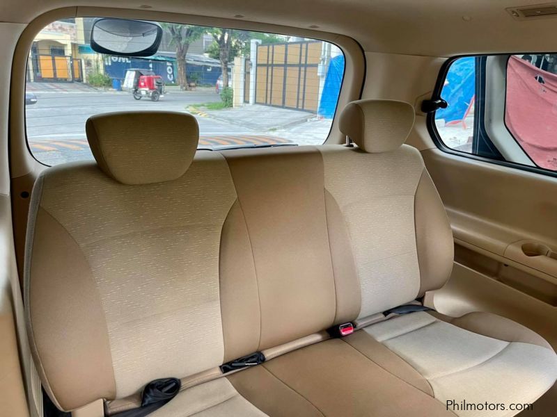 Hyundai Starex GLS Swivel in Philippines