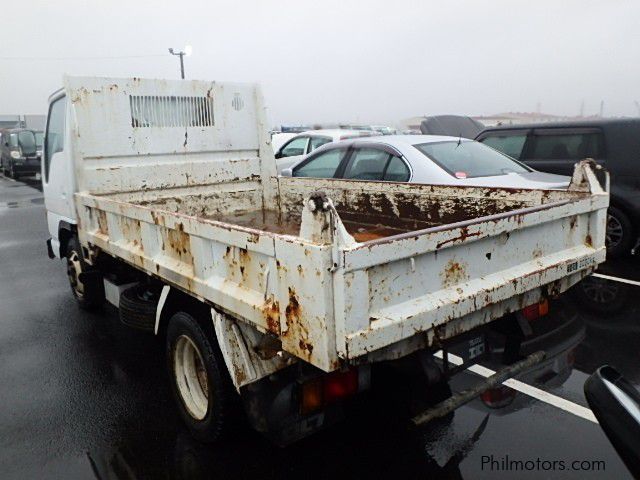 Isuzu ELF 4HF1 Giga Dump Dumping in Philippines