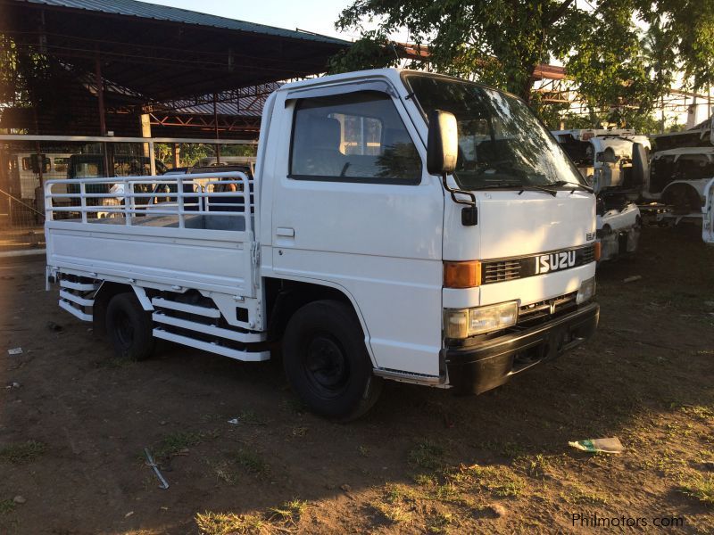 Isuzu ELF 4JB1 Double Tire Drop Side in Philippines