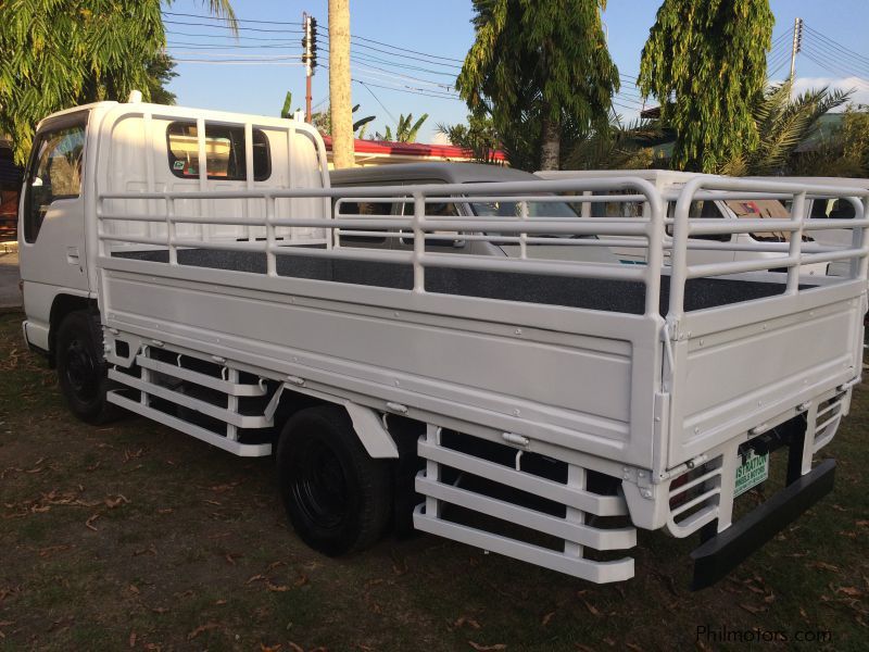 Isuzu ELF 4JG2 Double Tire Drop Side in Philippines