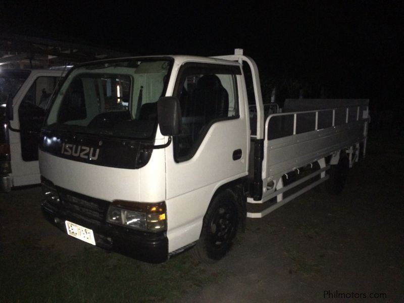 Isuzu ELF NKR GIGA 4HF1 with power gate 14.7FT in Philippines