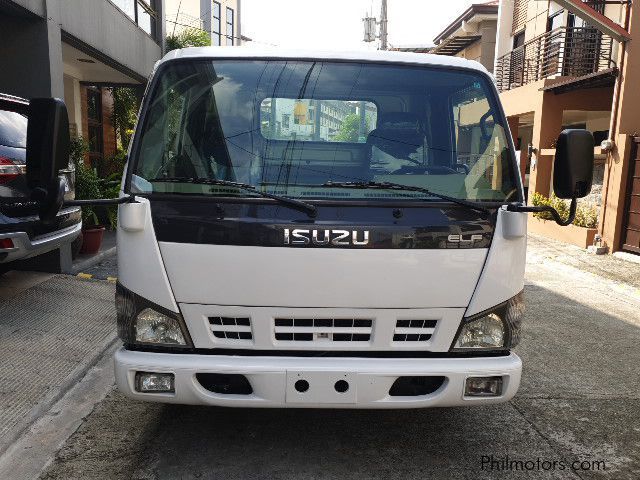 Isuzu Elf in Philippines