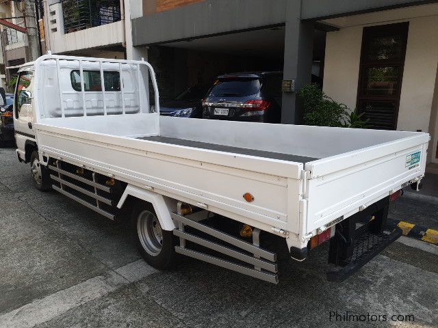 Isuzu Elf in Philippines