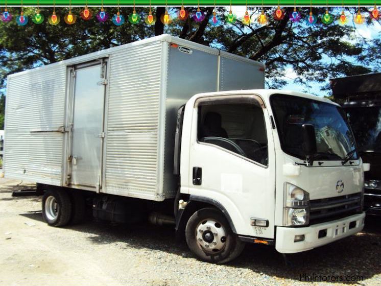 Isuzu Elf Aluminum Closed Van in Philippines