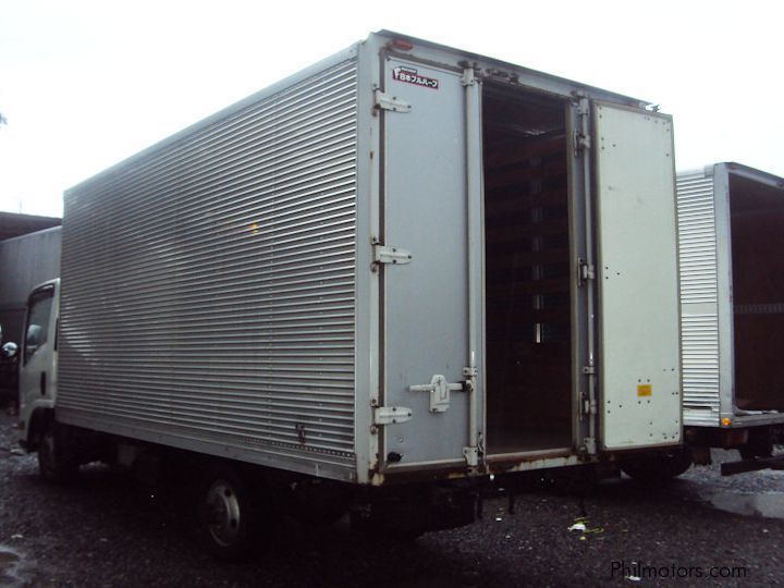 Isuzu Elf Aluminum Closed Van in Philippines