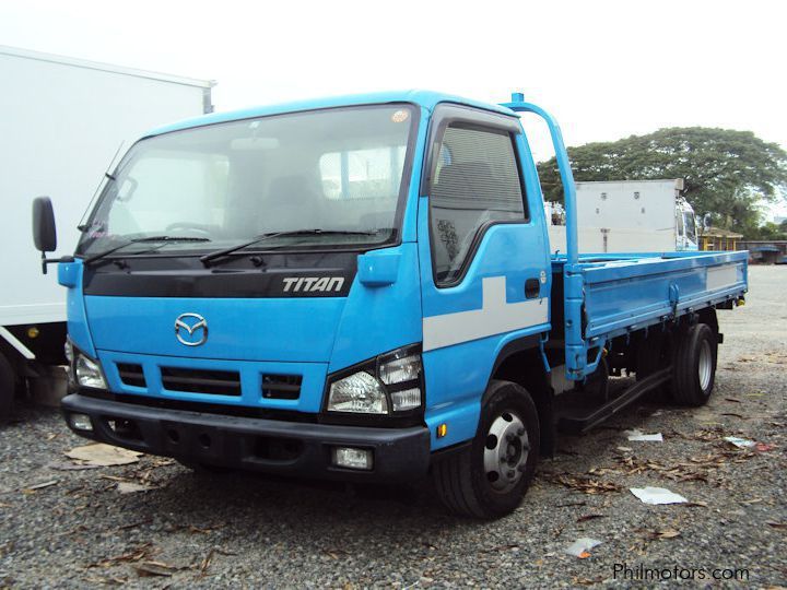 Isuzu Elf Dropside Cargo in Philippines