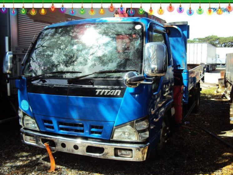 Isuzu Elf Dropside Cargo With Crane in Philippines