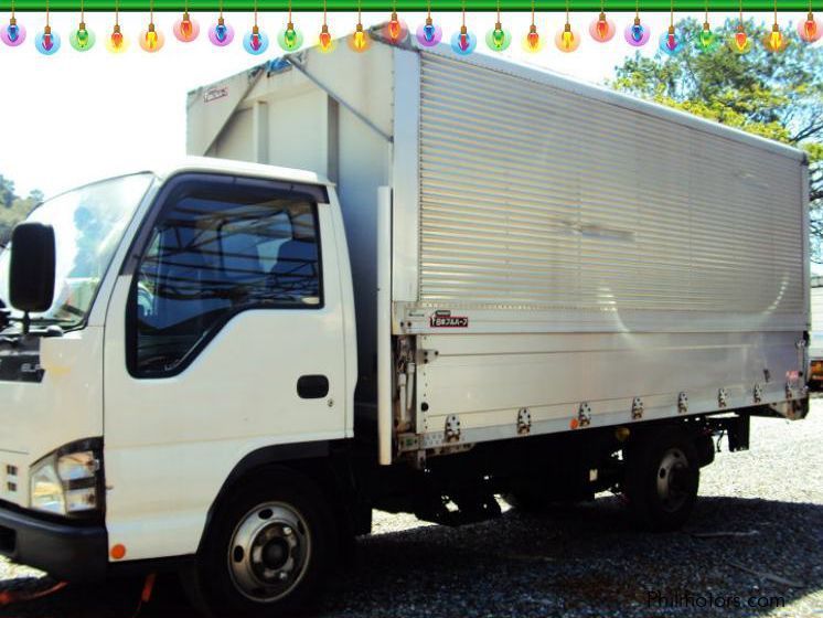 Isuzu Elf Wing Van in Philippines