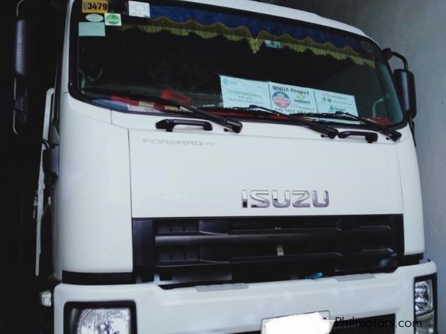 Isuzu FVM 10 Wheeler w/ TELESCOPIC CRANE MODEL in Philippines