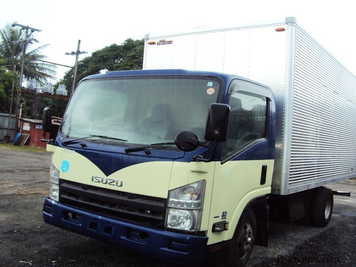 Isuzu Forward Aluminum Closed Van in Philippines