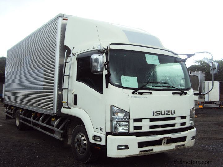 Isuzu Forward Aluminum Closed Van in Philippines