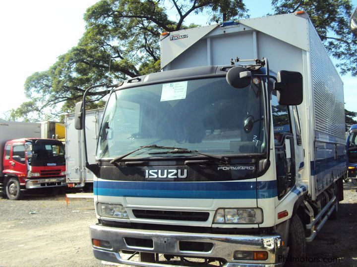 Isuzu Forward Wing Van in Philippines