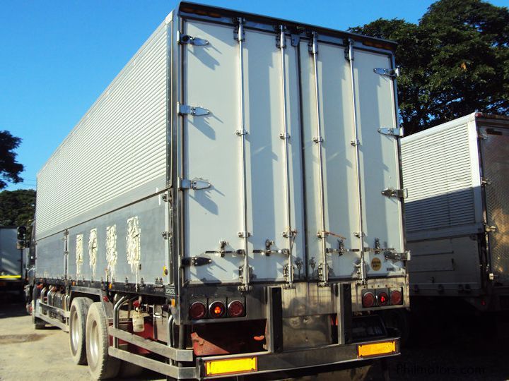 Isuzu Gigamax Wing Van in Philippines