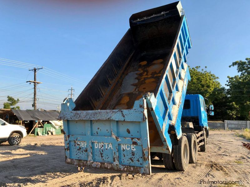 Mitsubishi Fuso Super Great Surplus in Philippines