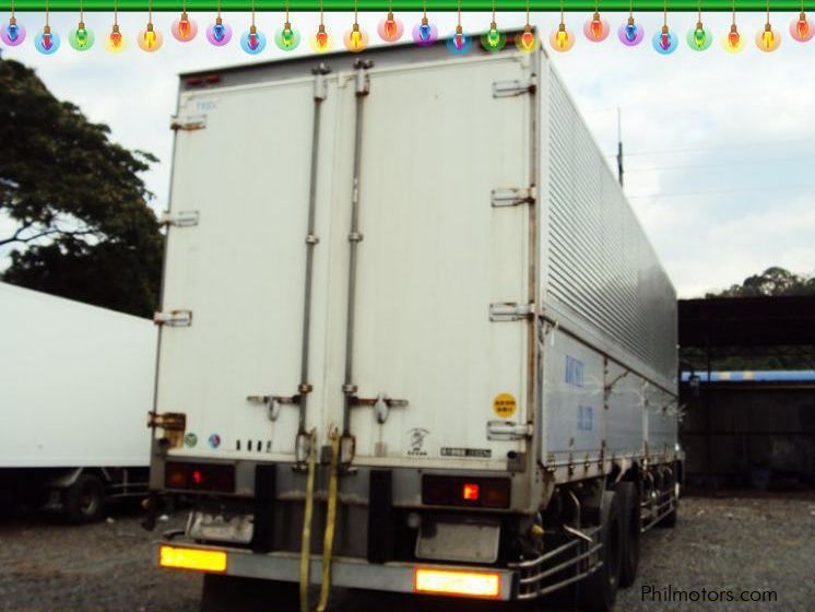 Mitsubishi Super Great Wing Van in Philippines